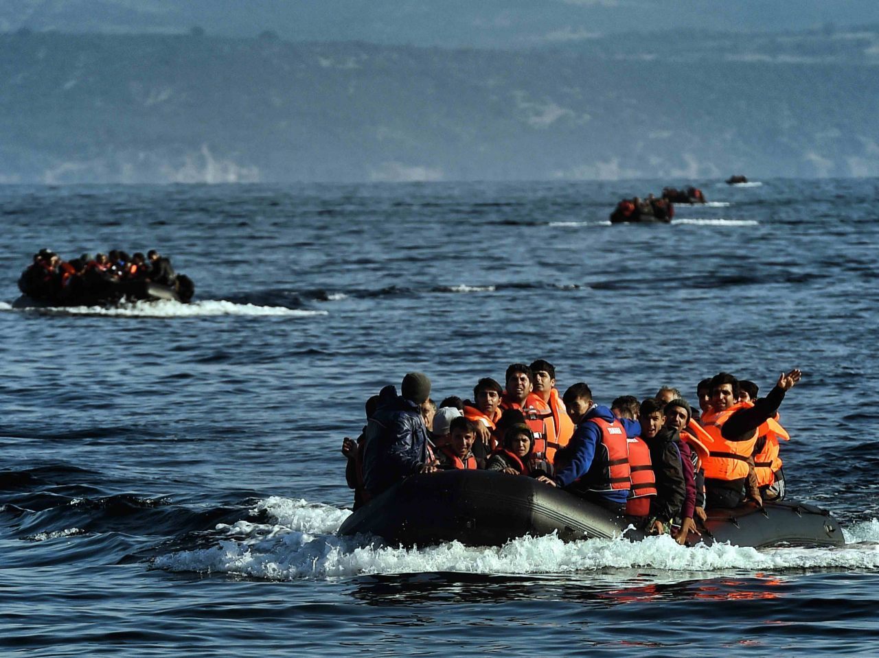 Greek-refugee-boat-Leros-Aris-Messins-AFP-Getty